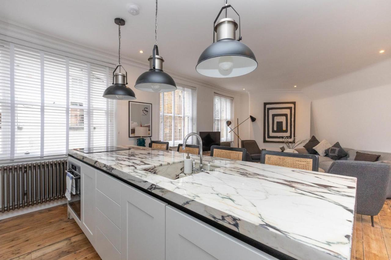 Stylish 2 Bedroom Apartment Near Oxford Street ลอนดอน ภายนอก รูปภาพ