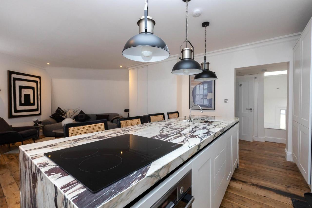Stylish 2 Bedroom Apartment Near Oxford Street ลอนดอน ภายนอก รูปภาพ